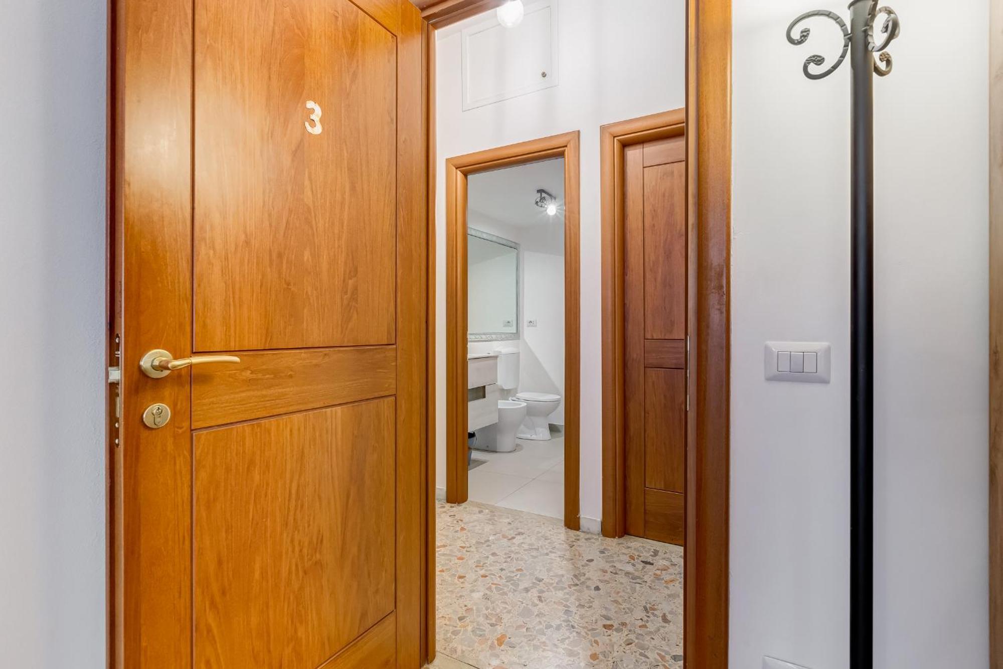 Trastevere Homestay Рим Экстерьер фото